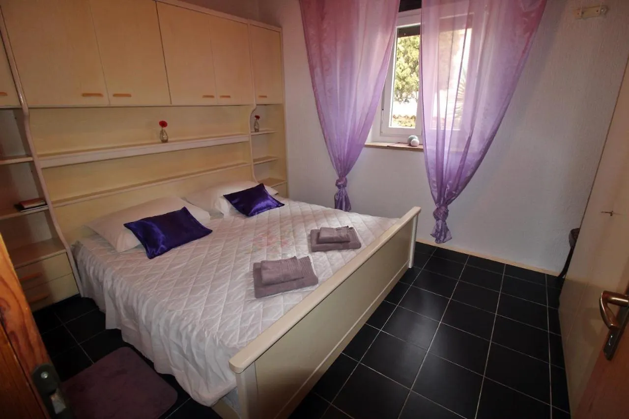 Apartment Zepina Pula